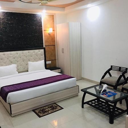 The Magnum Bed & Breakfast New Delhi Eksteriør bilde